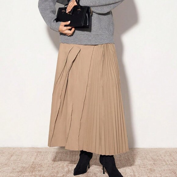 Khaki Elegant Women's Buckle Strap Pleated Skirt - Picture 4 of 7